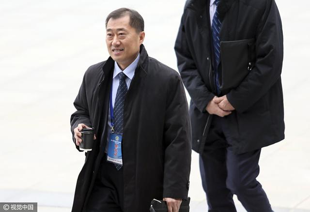 在对阵诺丁汉森林的赛前发布会上，曼联主帅滕哈赫被问及“新东家”英力士的话题。